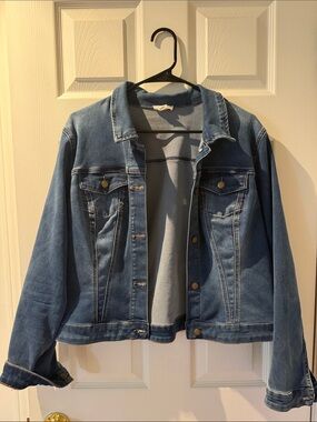 179 - Tribal Blue Denim Jean Jacket - Classic Button-Front